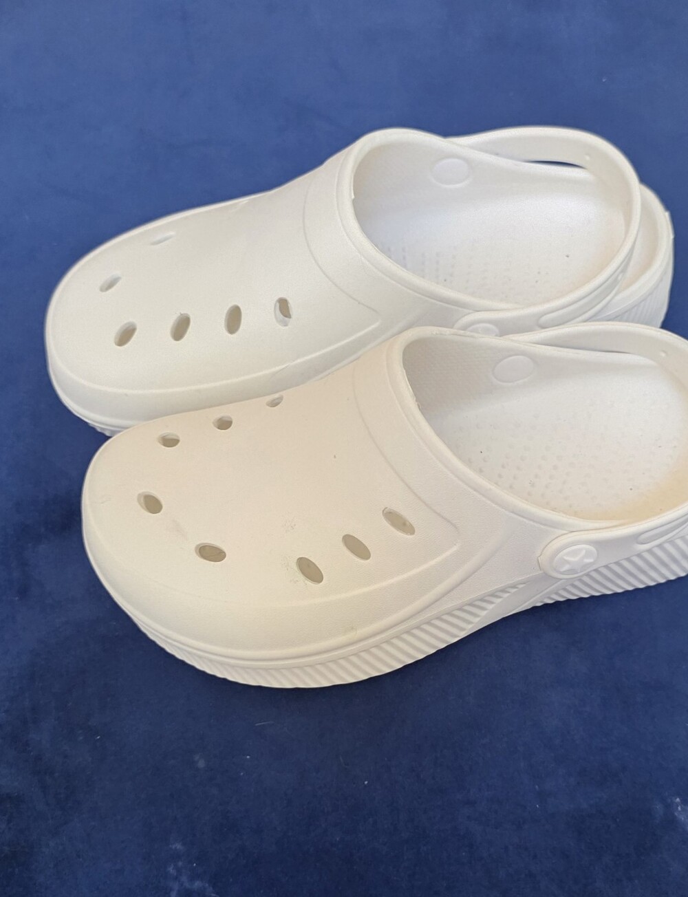 White Kids Clog Sandals - Classic Comfort